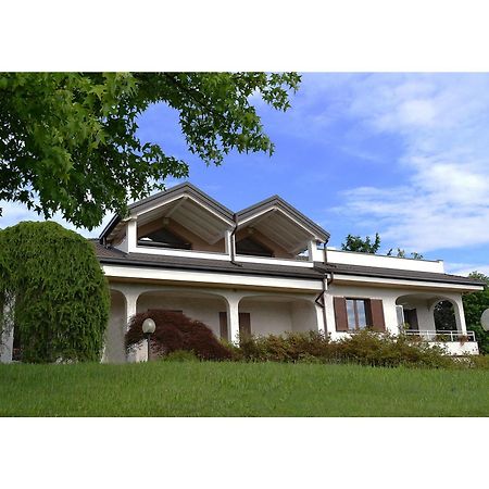 B&B Villa Monterosa Con Piscina Castronno Екстериор снимка
