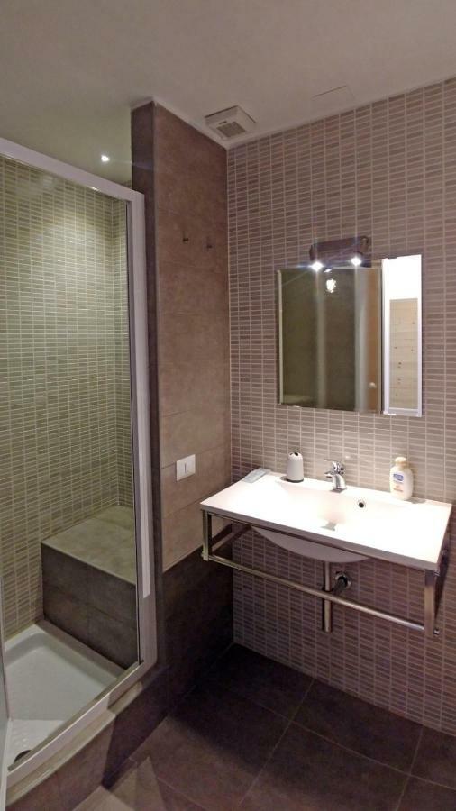 B&B Villa Monterosa Con Piscina Castronno Екстериор снимка
